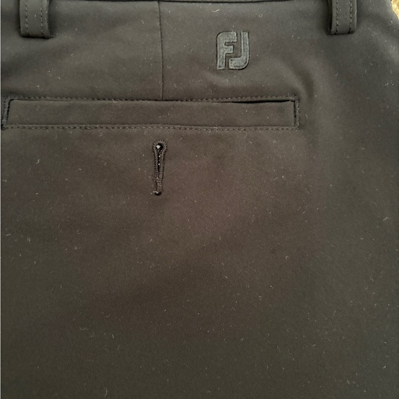 FootJoy Men's Classic Black Golf Shorts - Picture 6 of 6